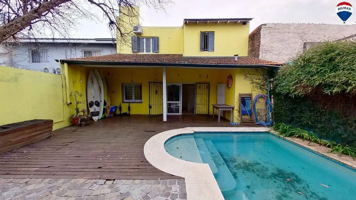 VENTA CASA 5 AMBIENTES PILETA Y COCHERA QUILMES 3