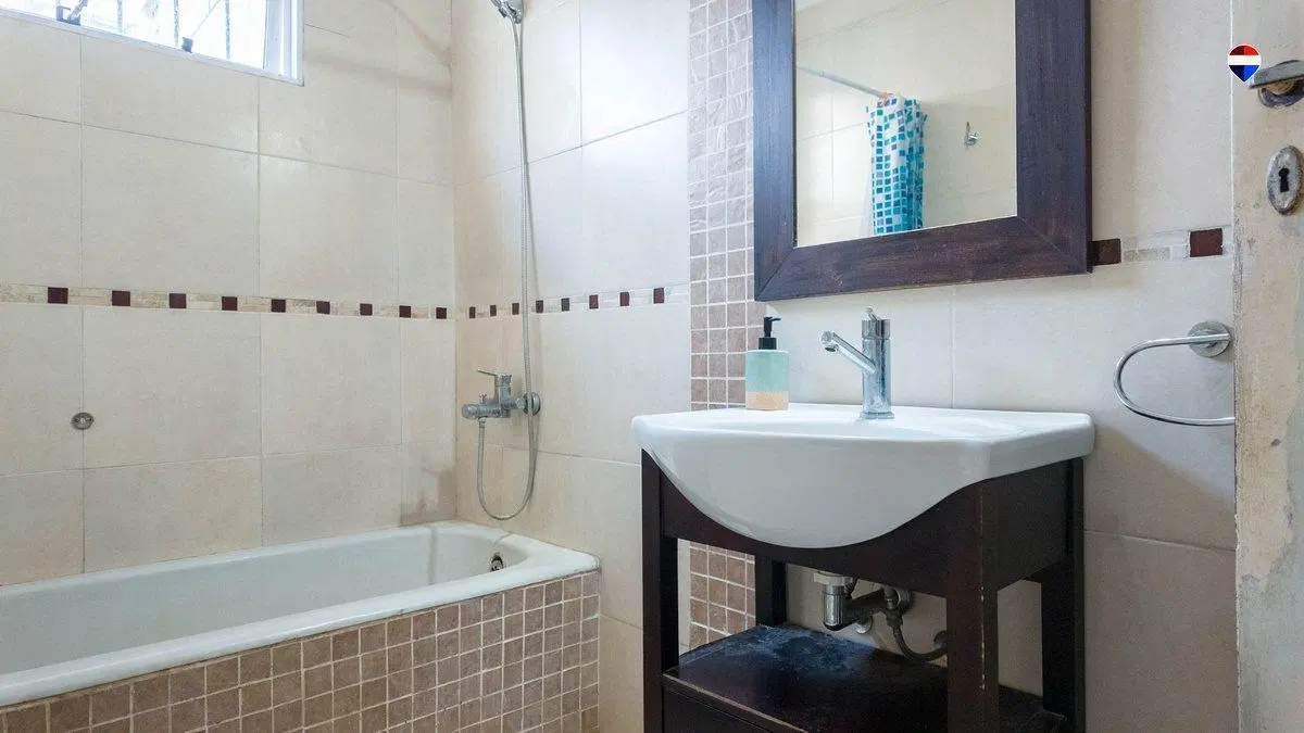 VENTA CASA 3 AMB C/ PILETA, COCHERA EN BERAZATEGUI 5