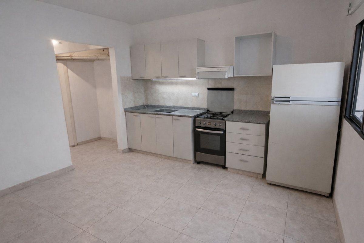 Foto de VENTA DEPARTAMENTO 2 AMBIENTES CON COCHERA, imagen 3