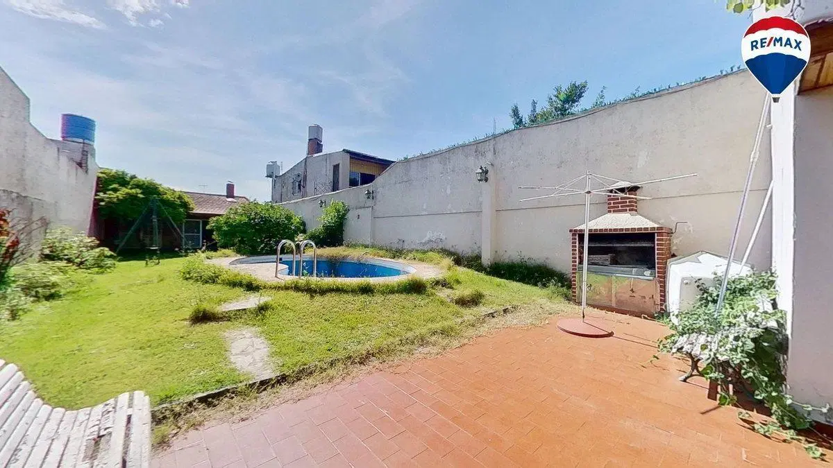VENTA CASA 3 AMB QUINCHO GARAGE LANUS 5