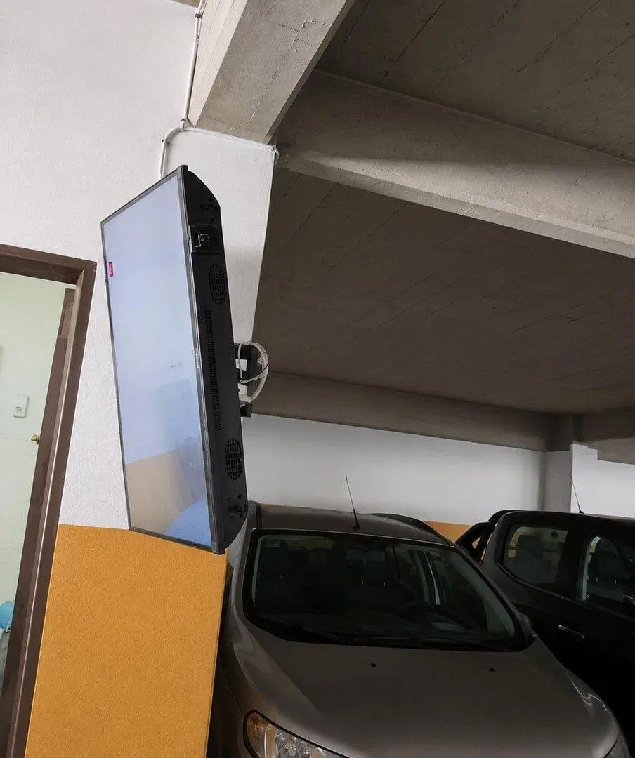VENTA COCHERA  AVELLANEDA 3