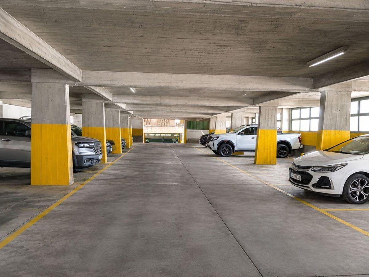 VENTA COCHERA AVELLANEDA