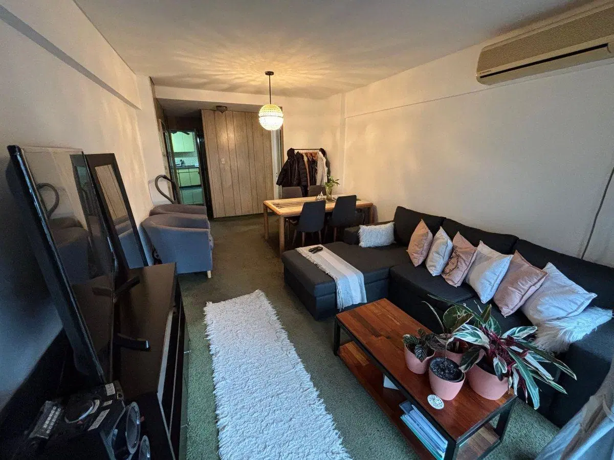 DEPTO 4 AMB CON BALCON EN VENTA EN AVELLANEDA 3