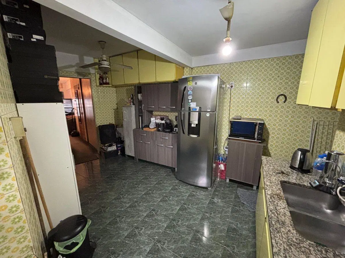 DEPTO 4 AMB CON BALCON EN VENTA EN AVELLANEDA 5