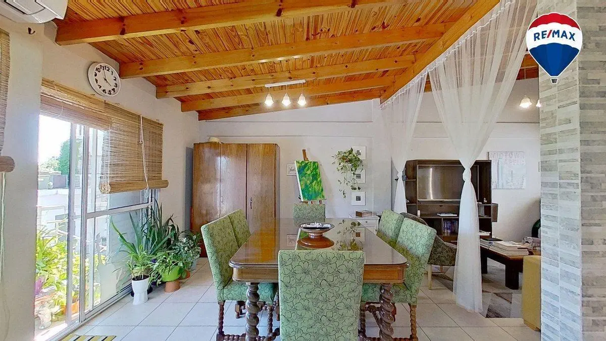 Depto 2 amb en venta en Banfield! Excelente zona! 5