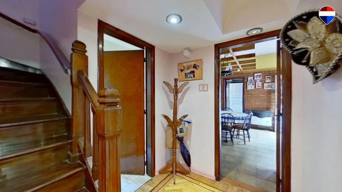 VENTA  CASA 5 AMB  C/GARAGE ,PATIO Y PARRILLA 8