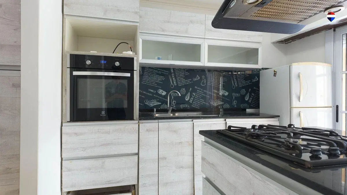 VENTA CASA 3 AMB CON PATIO, PILETA Y COCHERA 5
