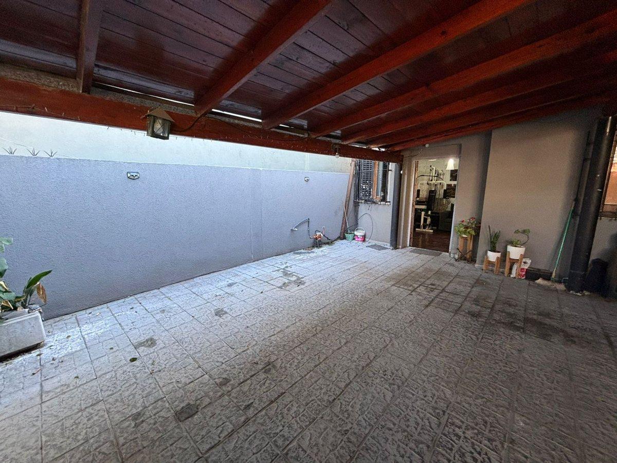 Foto de PH 3 AMBIENTES CON TERRAZA Y COCHERA EN LANUS, imagen 1