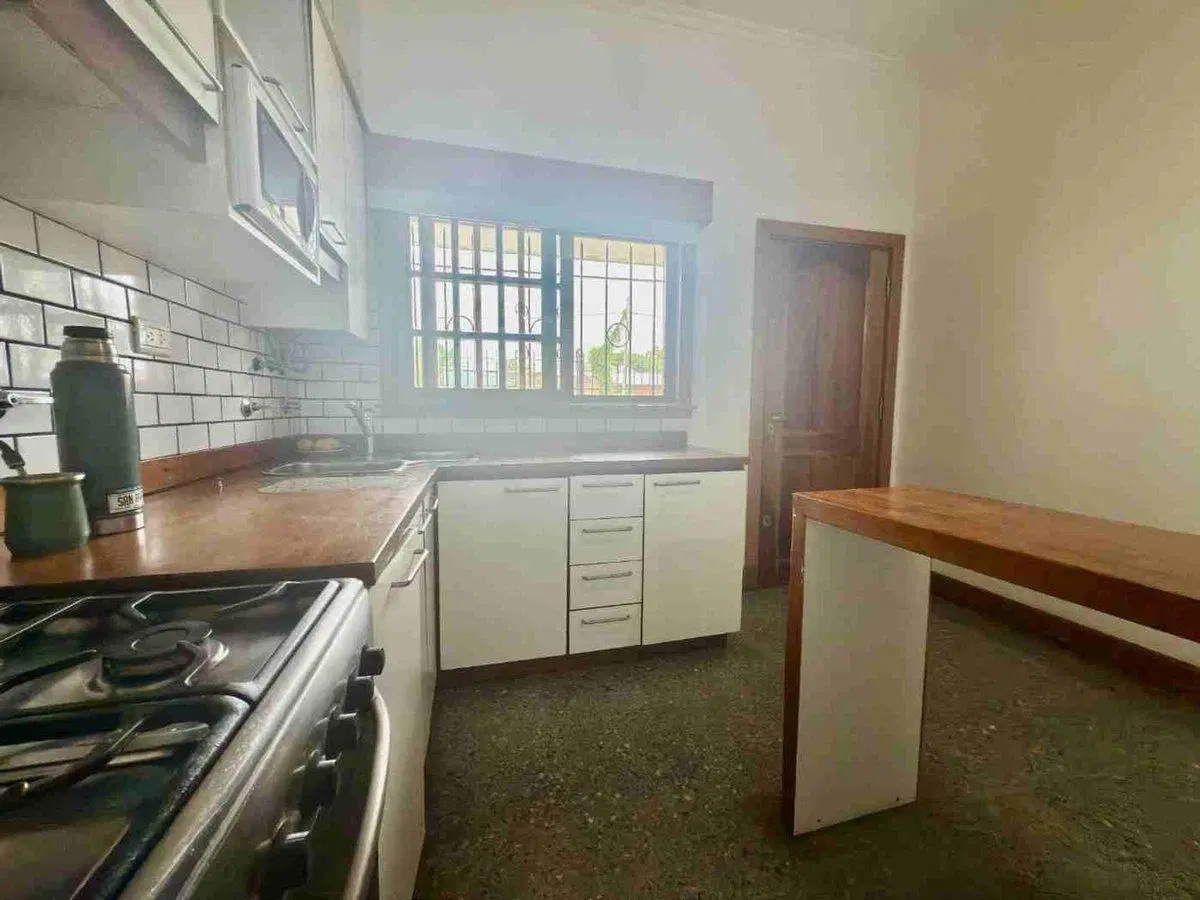 VENTA CASA 4 AMB JOSE MARMOL 2