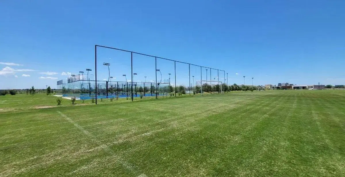 LOTE EN VENTA EN SANTA CLARA AL SUR A LA LAGUNA 3