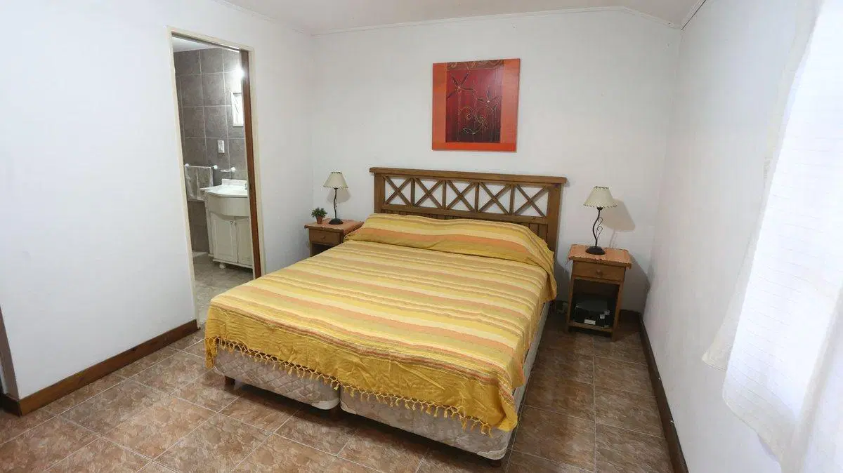 CASA 5 AMBIENTES EN VENTA EN EL TREBOL CON PILETA 5