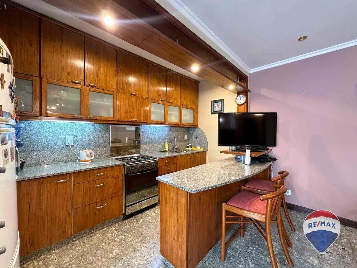 CASA 4 AMBIENTES EN VENTA LOMAS DE ZAMORA CENTRO 3
