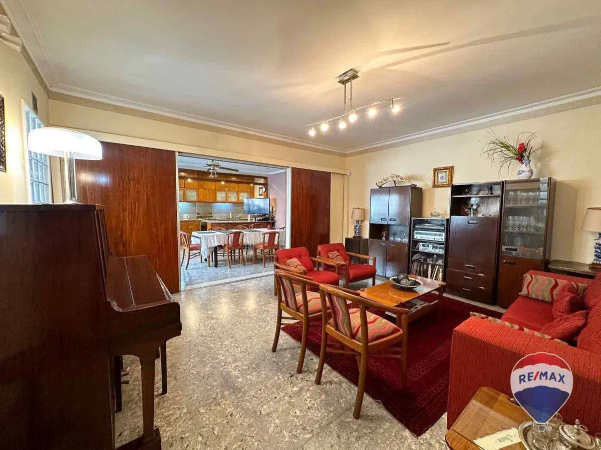 CASA 4 AMBIENTES EN VENTA LOMAS DE ZAMORA CENTRO 4