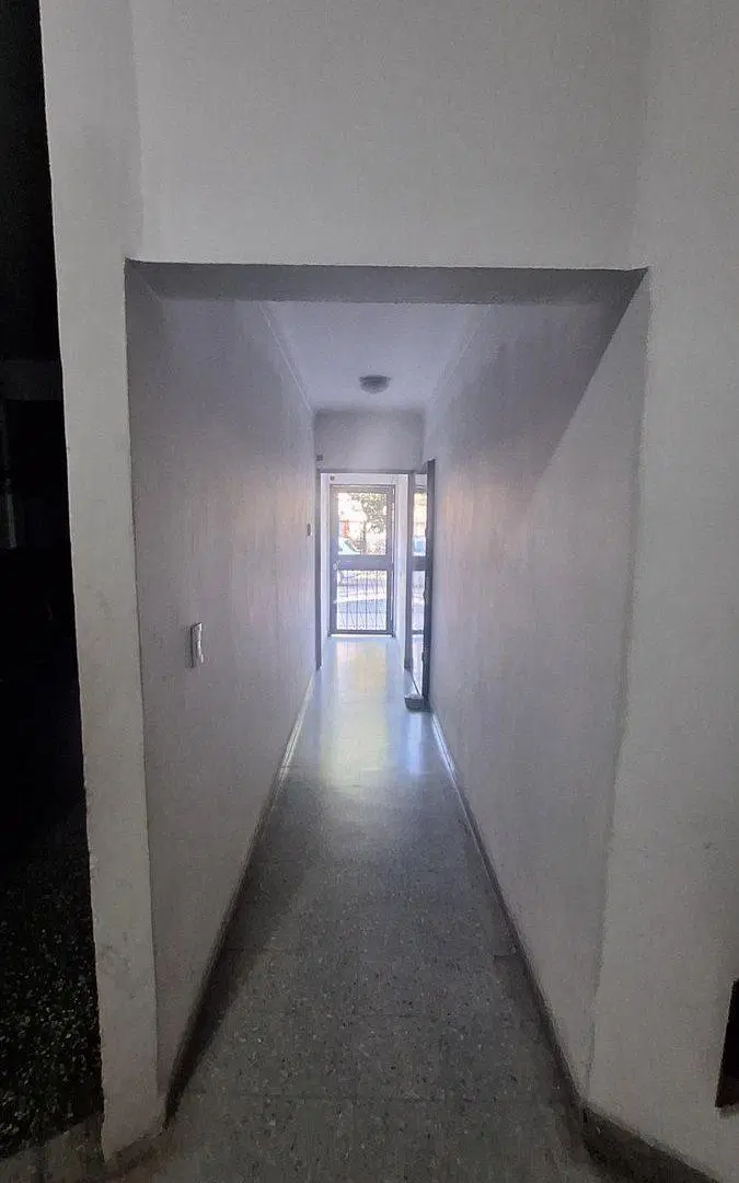 CASA 5 AMBIENTES, EN VENTA EN RANELAGH CON LOCAL 2