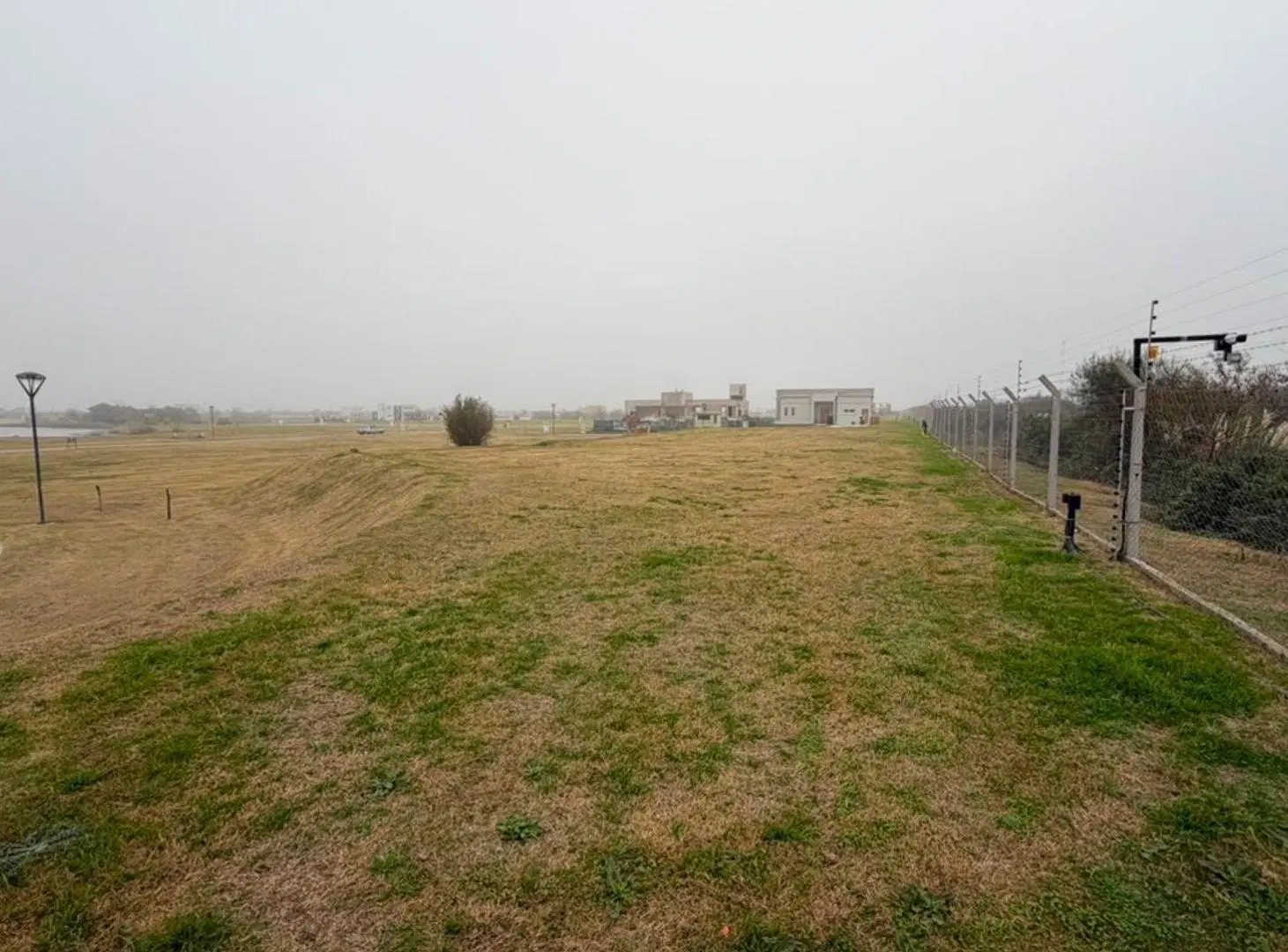 LOTE 720M2 PERIMETRAL, EN VENTA EN EL CANO 2
