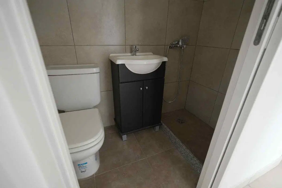 VENTA DPTO 3 AMB A ESTRENAR EN AVELLANEDA CENTRO 3