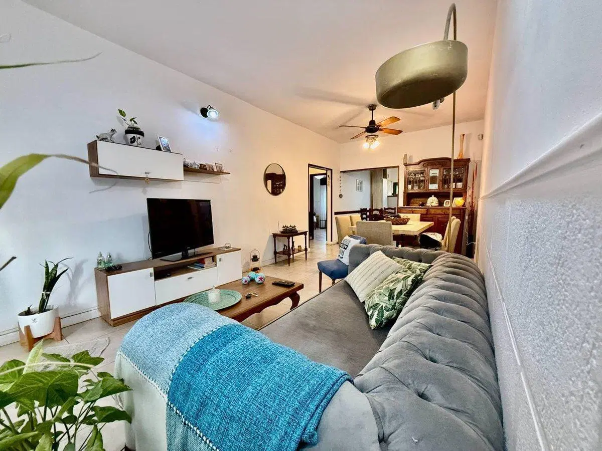 VENTA CASA 3AMB BURZACO 2