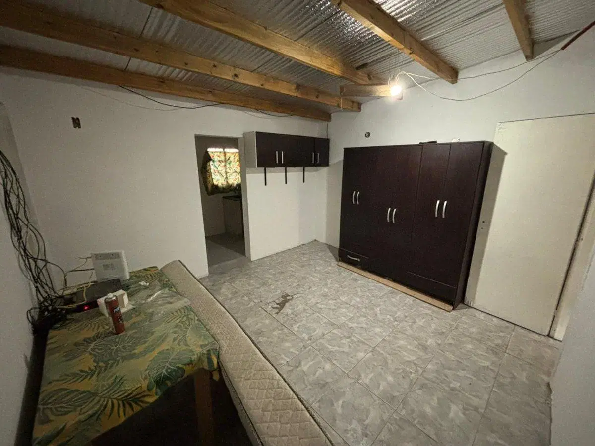 VENTA DE CASA 4 AMB CON LOCAL-COCHERA EN ALT BROWN 5