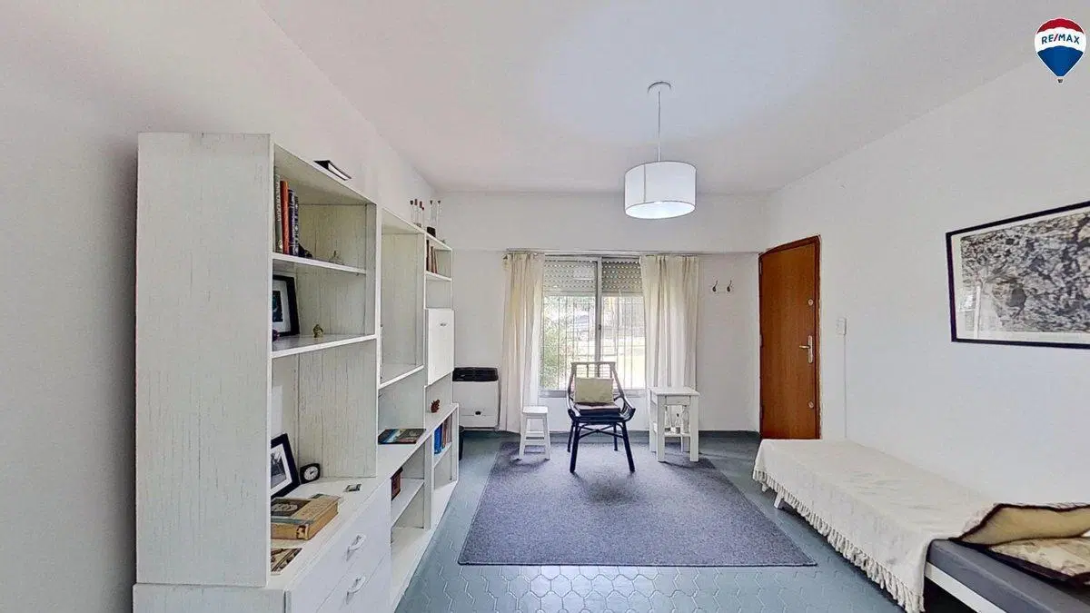 VENTA CASAS FCIO VARELA CENTRO CON PILETA 2
