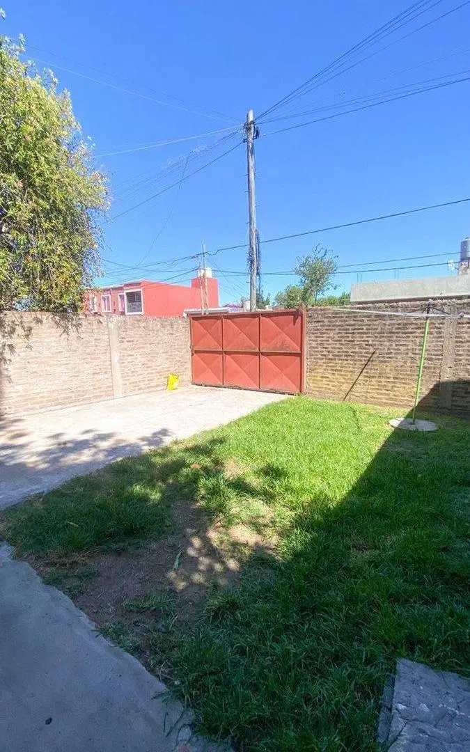 CASA EN VENTA EN GUERNICA CENTRO 4