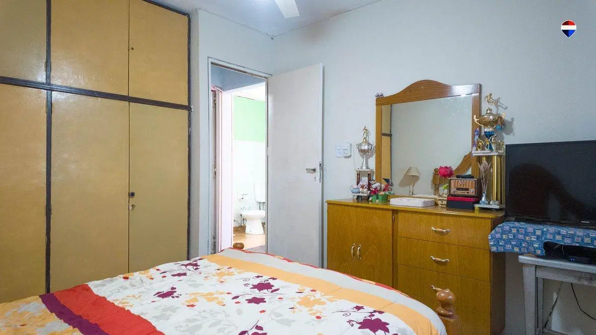 VENTA DEPTO 4 AMB EN PLANTA BAJA 4