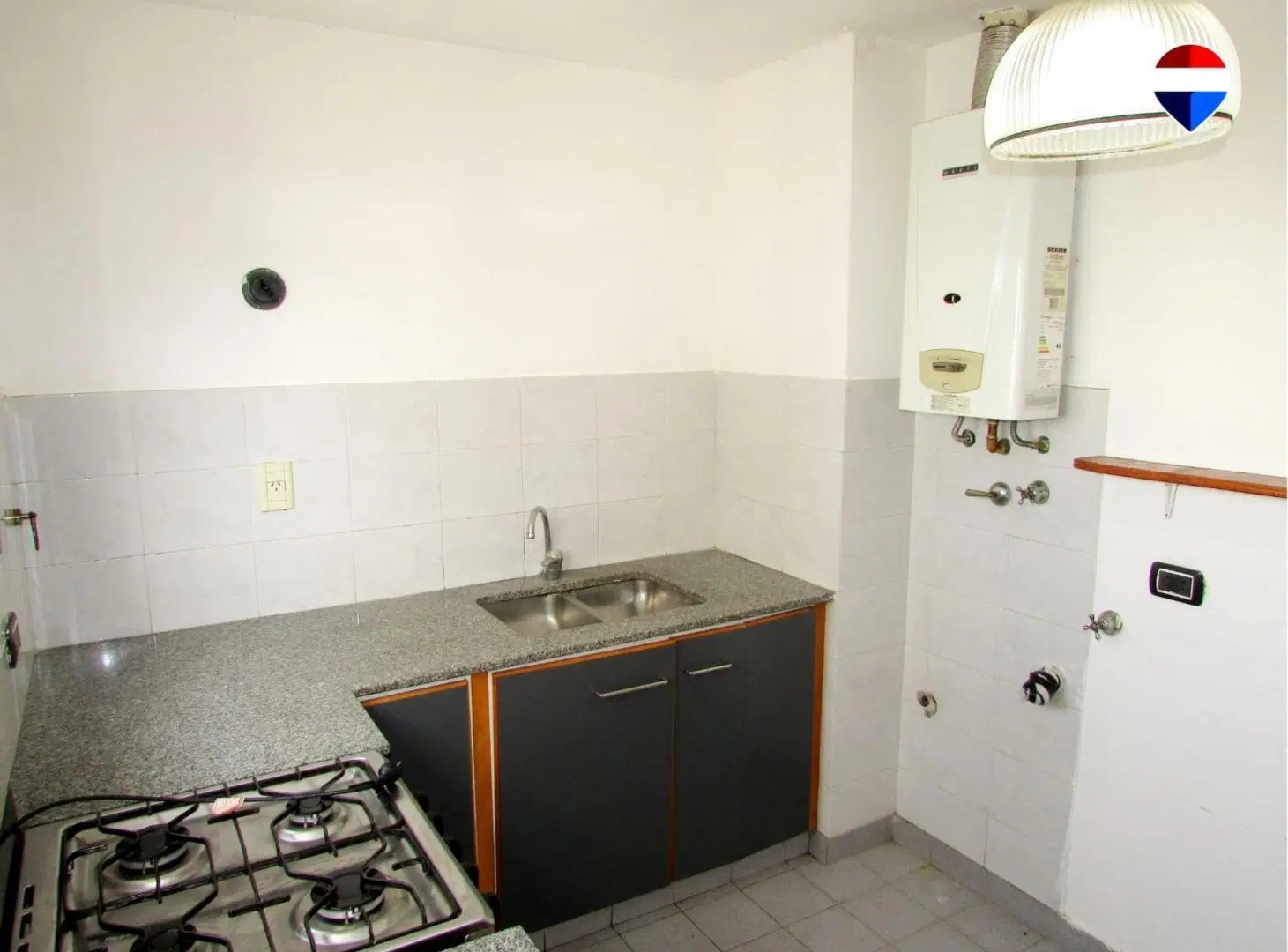 DEPARTAMENTO 3 AMB. EN ALQUILER EN LA PLATA C/COCH 4