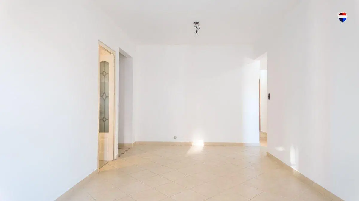 VENTA DEPTO 3 AMB. CON COCHERA. SARANDÍ. 4