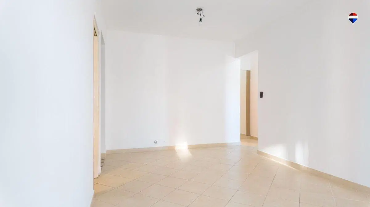VENTA DEPTO 3 AMB. CON COCHERA. SARANDÍ. 5