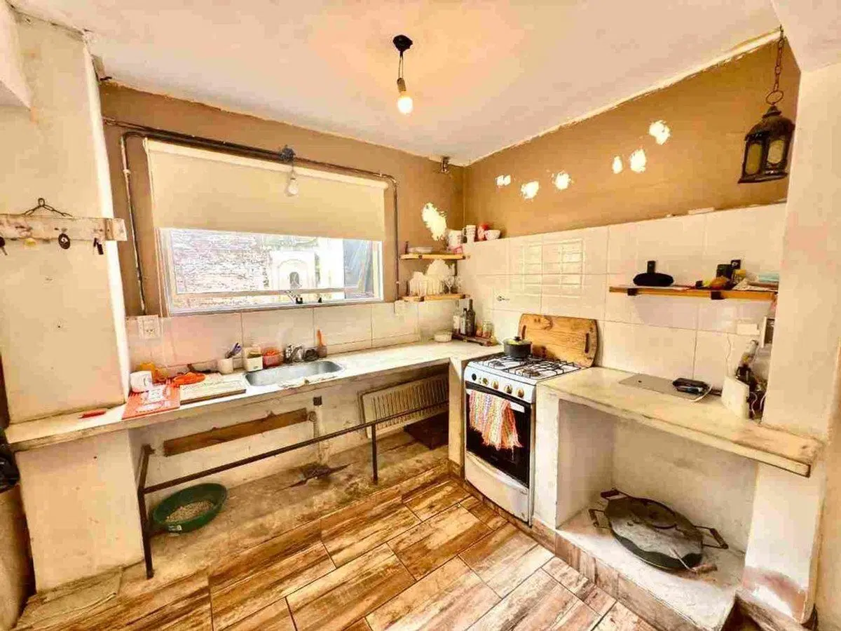 VENTA PH 4 AMBIENTES EN LOMAS DE ZAMORA CON PATIO 2