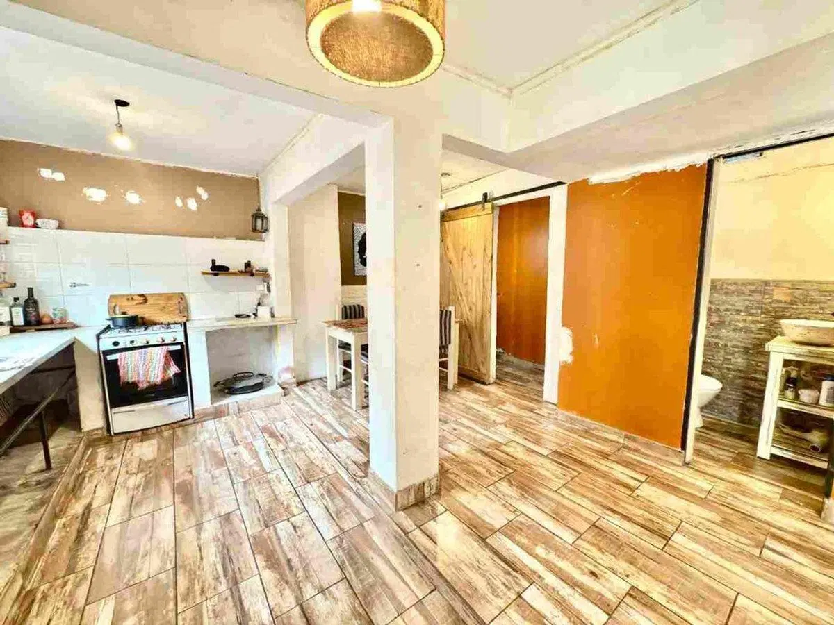VENTA PH 4 AMBIENTES EN LOMAS DE ZAMORA CON PATIO 3
