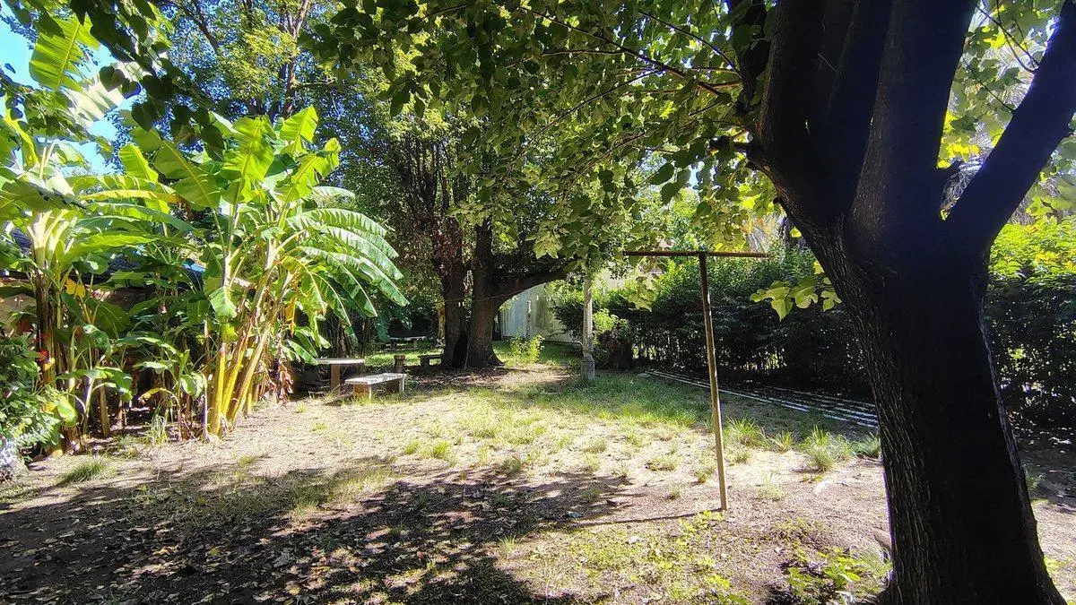 AMPLIO LOTE DE 1900 m2 EN VENTA, SOURIGUES 2