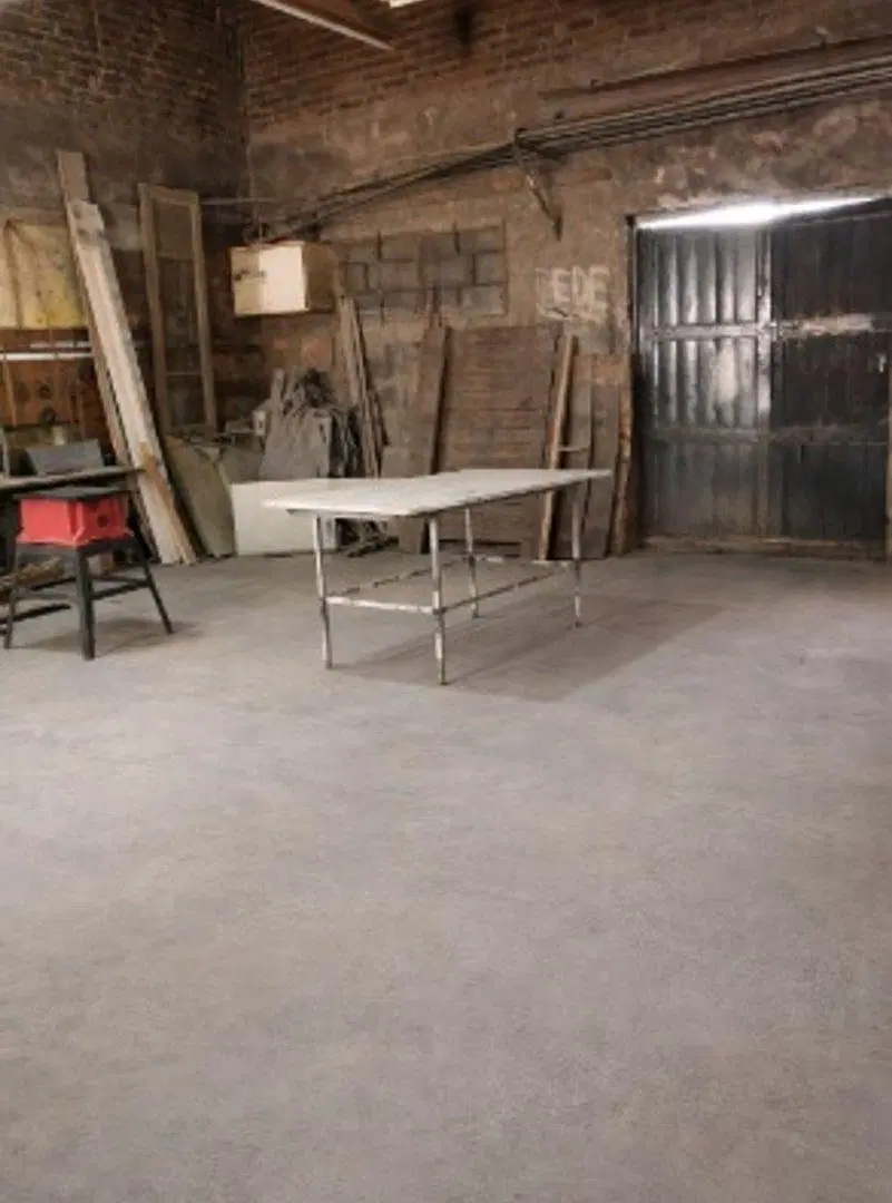 GALPON EN VENTA CON TERRAZA EN AVELLANEDA 5