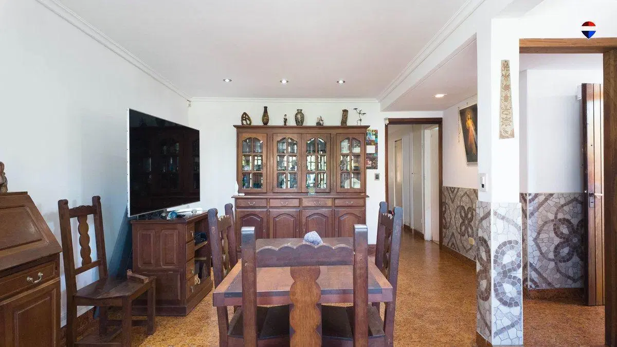 VENTA CASA MULTIFAMILIAR  CON COCHERA CRUCECITA 3