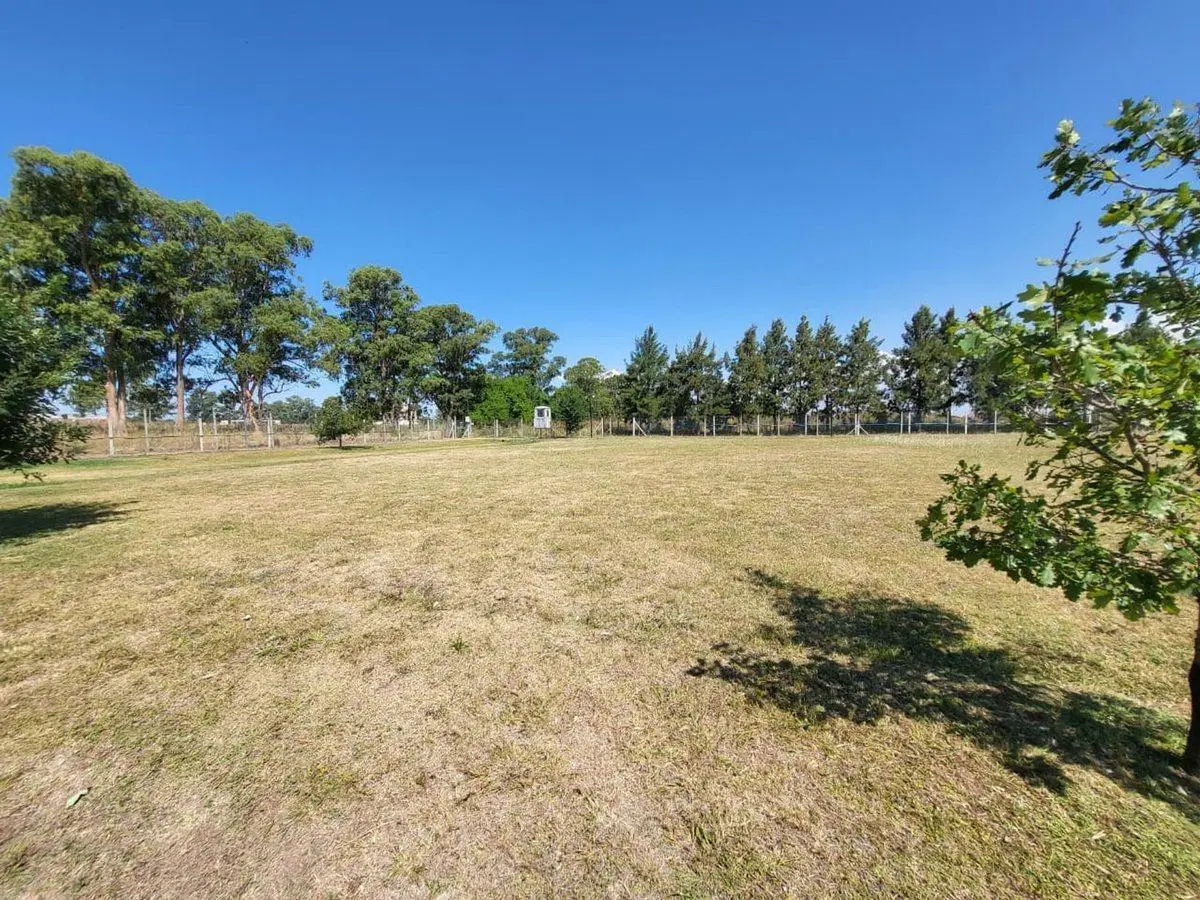 LOTE EN VENTA EN BARRIO BELLEVILLE CANNING 5