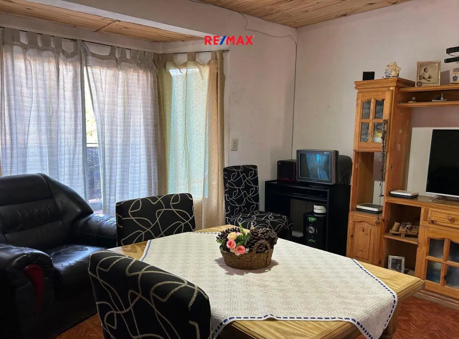 CASA 4 AMB EN VENTA EN RAFAEL CALZADA C LOCAL 2