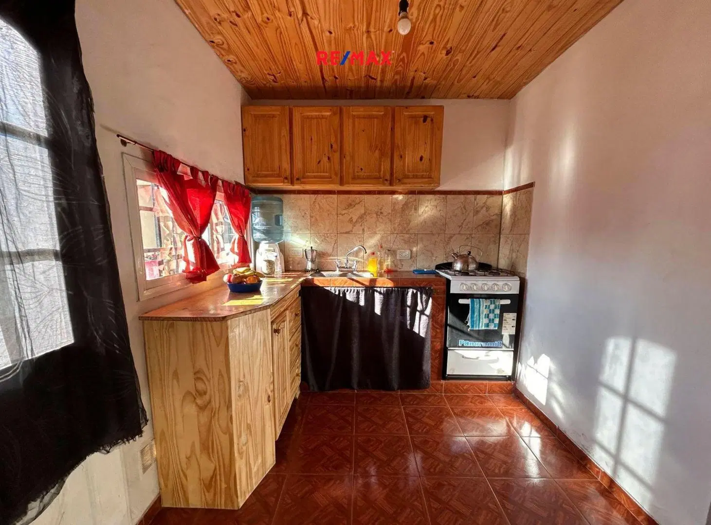 CASA 4 AMB EN VENTA EN RAFAEL CALZADA C LOCAL 4