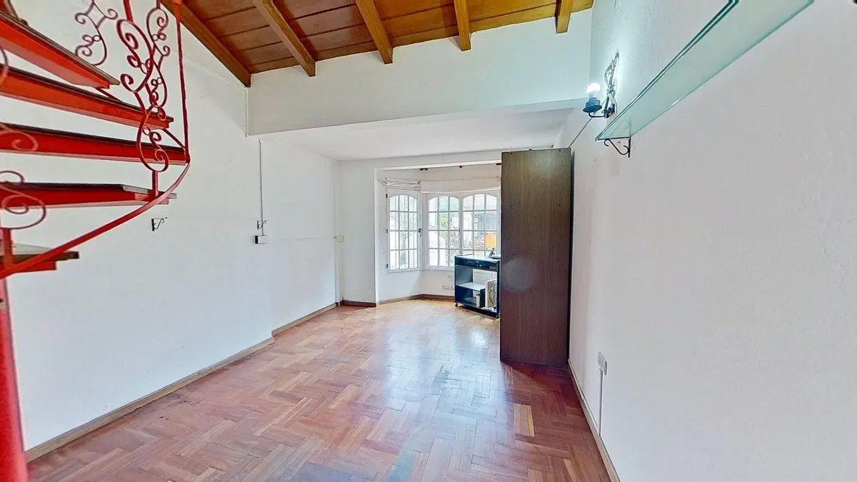 VENTA CASA 4 AMB QUINCHO Y DEPTO QUILMES OESTE 5