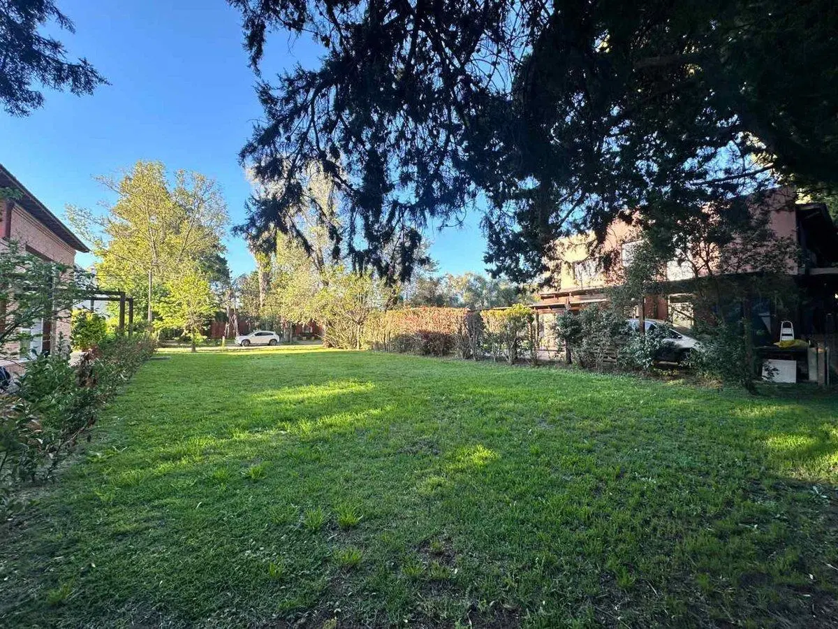 LOTE EN VENTA EN GRAL RODRIGUEZ 3