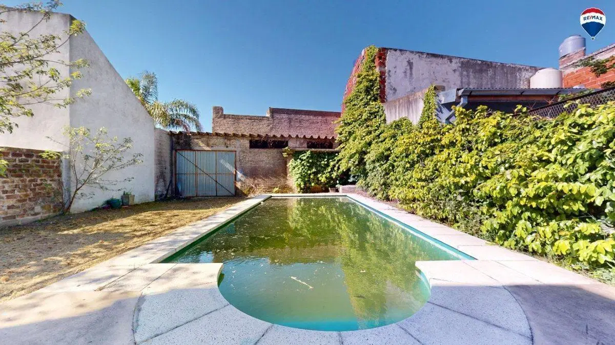 VENTA CASA 5 AMB CON PARQUE Y PILETA EZPELETA 2