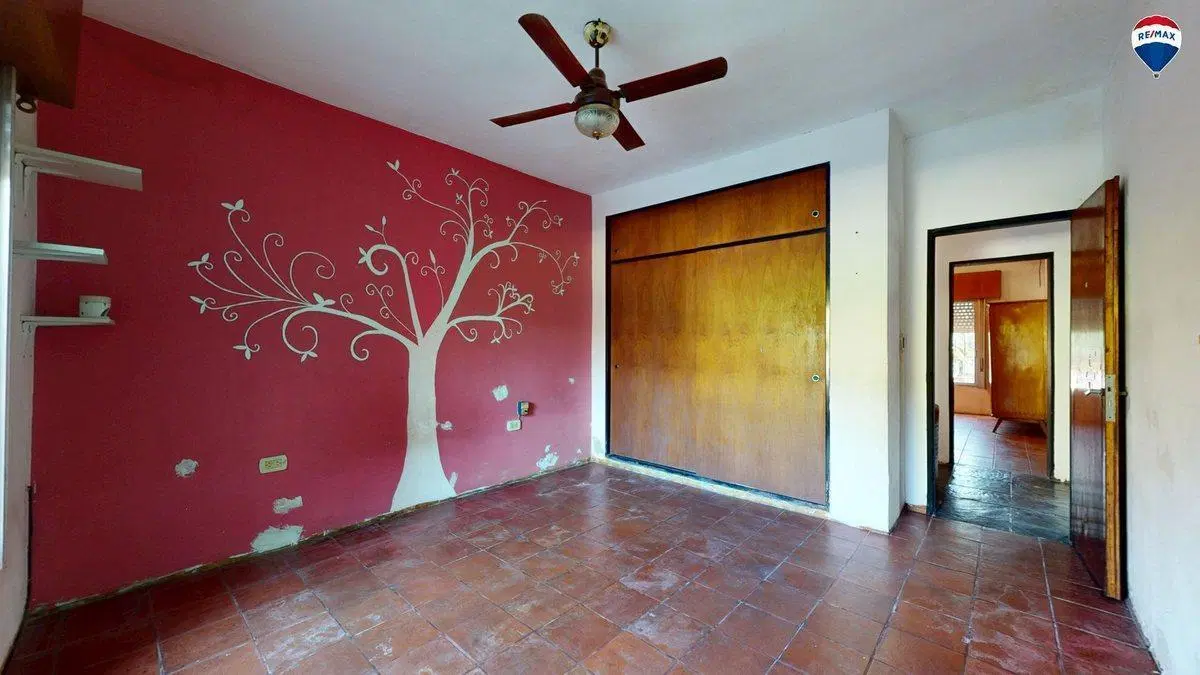 VENTA CASA 5 AMB CON PARQUE Y PILETA EZPELETA 3