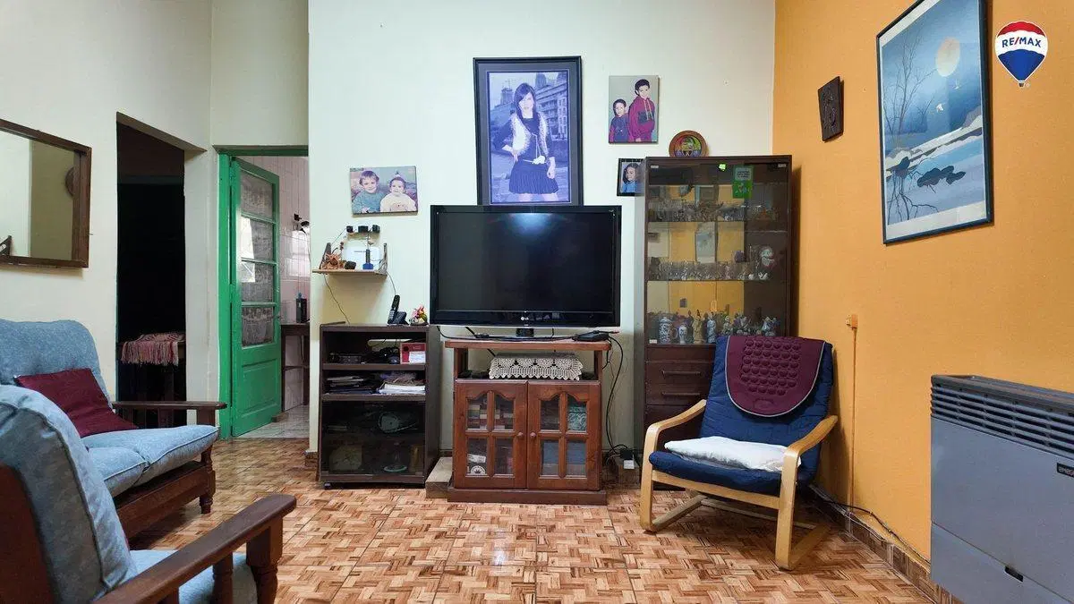 CASA 4 AMB EN VENTA EN GERLI LOCAL PATIO PARRILLA. 2