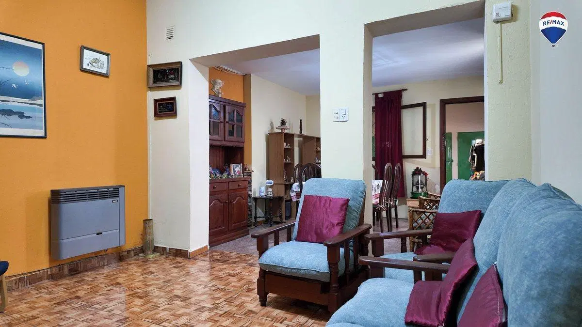 CASA 4 AMB EN VENTA EN GERLI LOCAL PATIO PARRILLA. 5