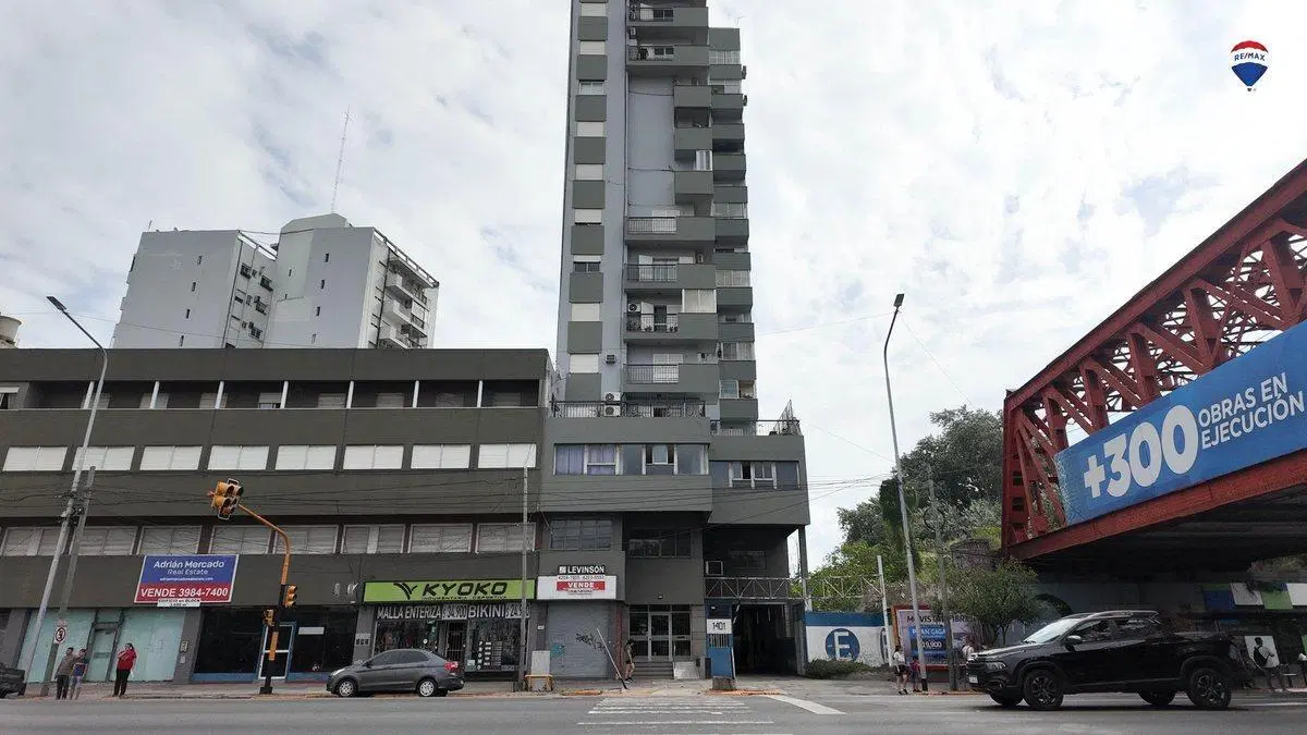VENTA DEPTO MONOAMBIENTE 6° B CONTRAFRE AVELLANEDA 5