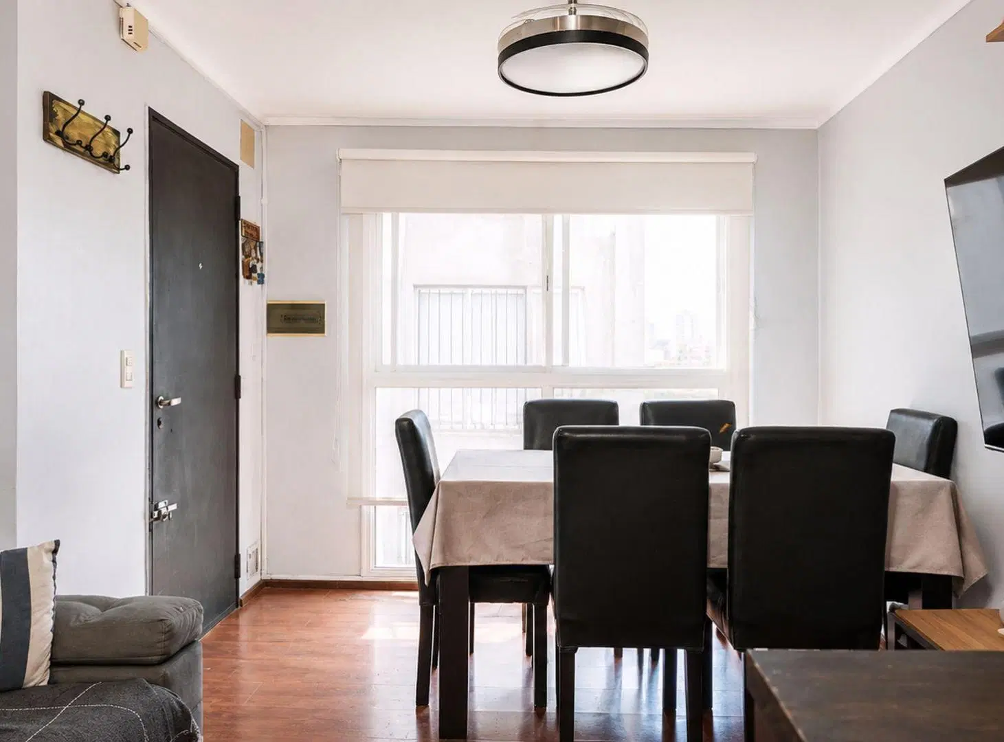 DEPTO 2 AMB EN VENTA EN BERAZATEGUI BALCON COCHERA 3