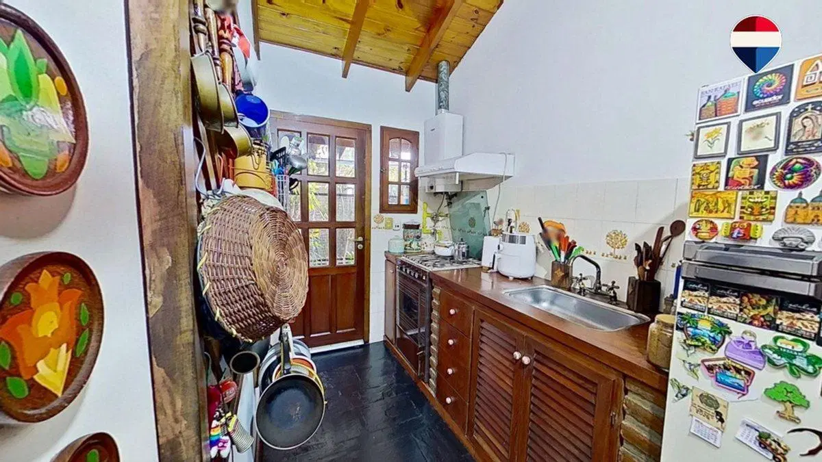 CASA DE 3 AMBIENTES EN VENTA EN EZPELETA 2
