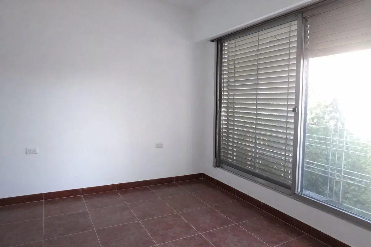 CASA 3AMB VENTA EN PINEYRO CON QUINCHO Y COCHERA 5