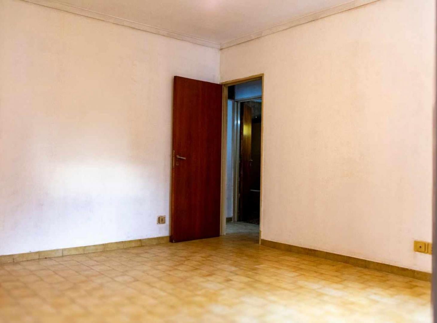 Departamento 3 ambientes en venta en Wilde centro