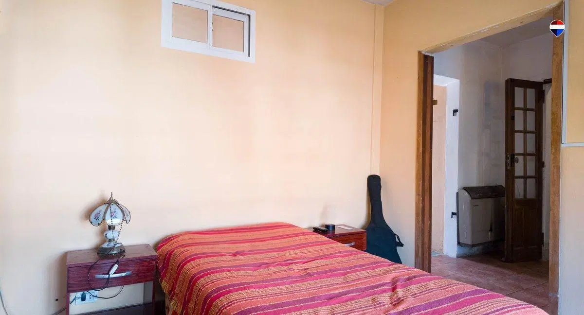 VENTA PH 4 AMBIENTES CON PATIO COCHERA EN WILDE 5