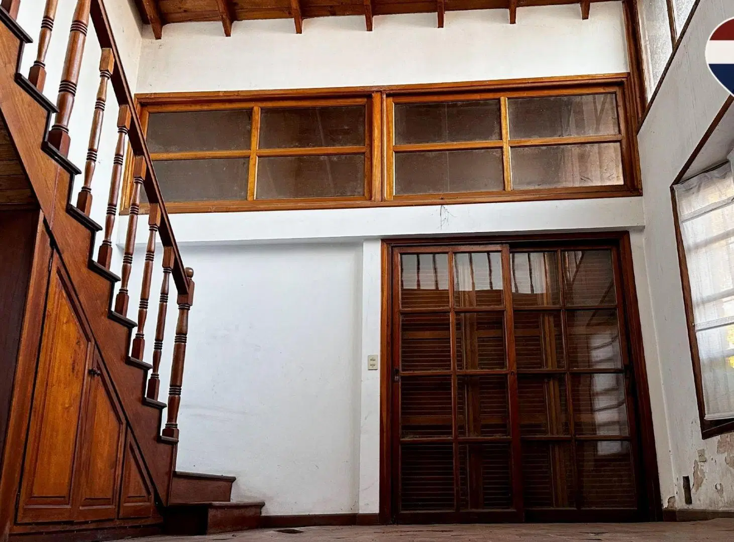 VENTA CASA DUPLEX PATIO COCHERA JARDIN REFACCIONAR 2