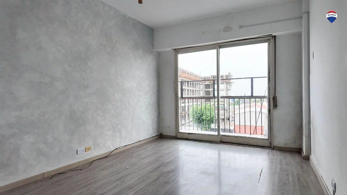 Venta Departamento de 2 amb. al frente . APTO CRED 5